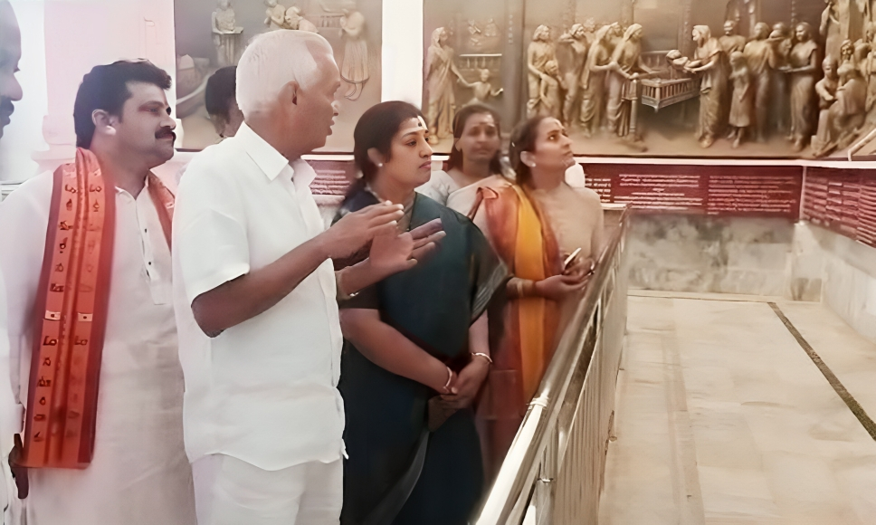 BJP Chief Purandeswari Offers Special Puja At Srisailam Temple