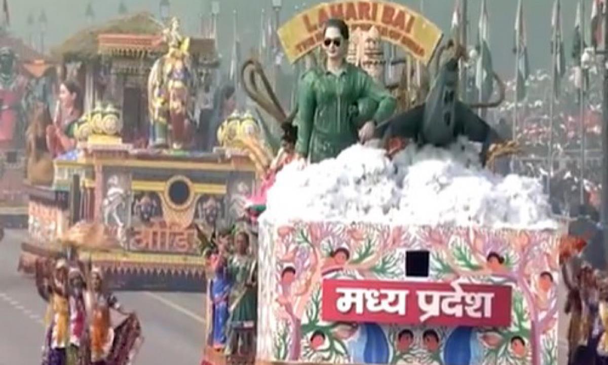 Madhya Pradesh Tableau Shows Self-Reliant and Progressive Women