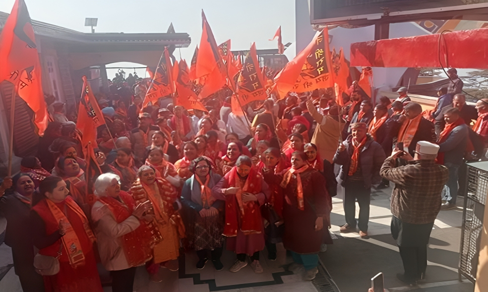 Devotees Conduct ‘Shobha Yatra’ In Shimla Ahead of ‘Pran Pratsihta’ Ceremony