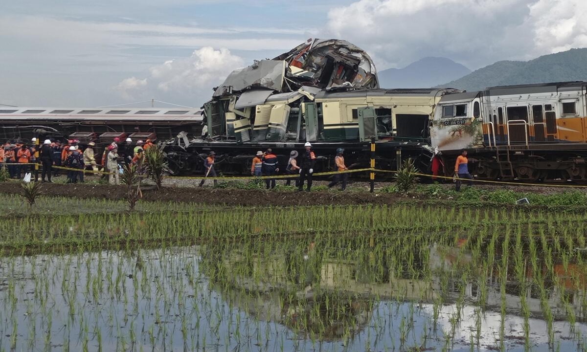 2 Trains Collided In Indonesia, 3 Dead, Over 28 Injured