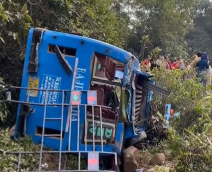 Jammu & Kashmir: Udhampur Mini-Bus Accident Leaves 30 Injured, Mostly Nursing Students